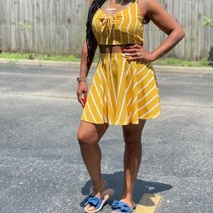 Striped yellow white 2 piece summer skirt outfit